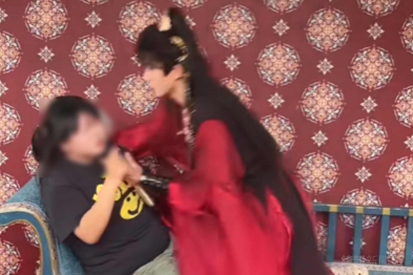 霸總npc熠南床咚少女。圖/翻攝自抖音