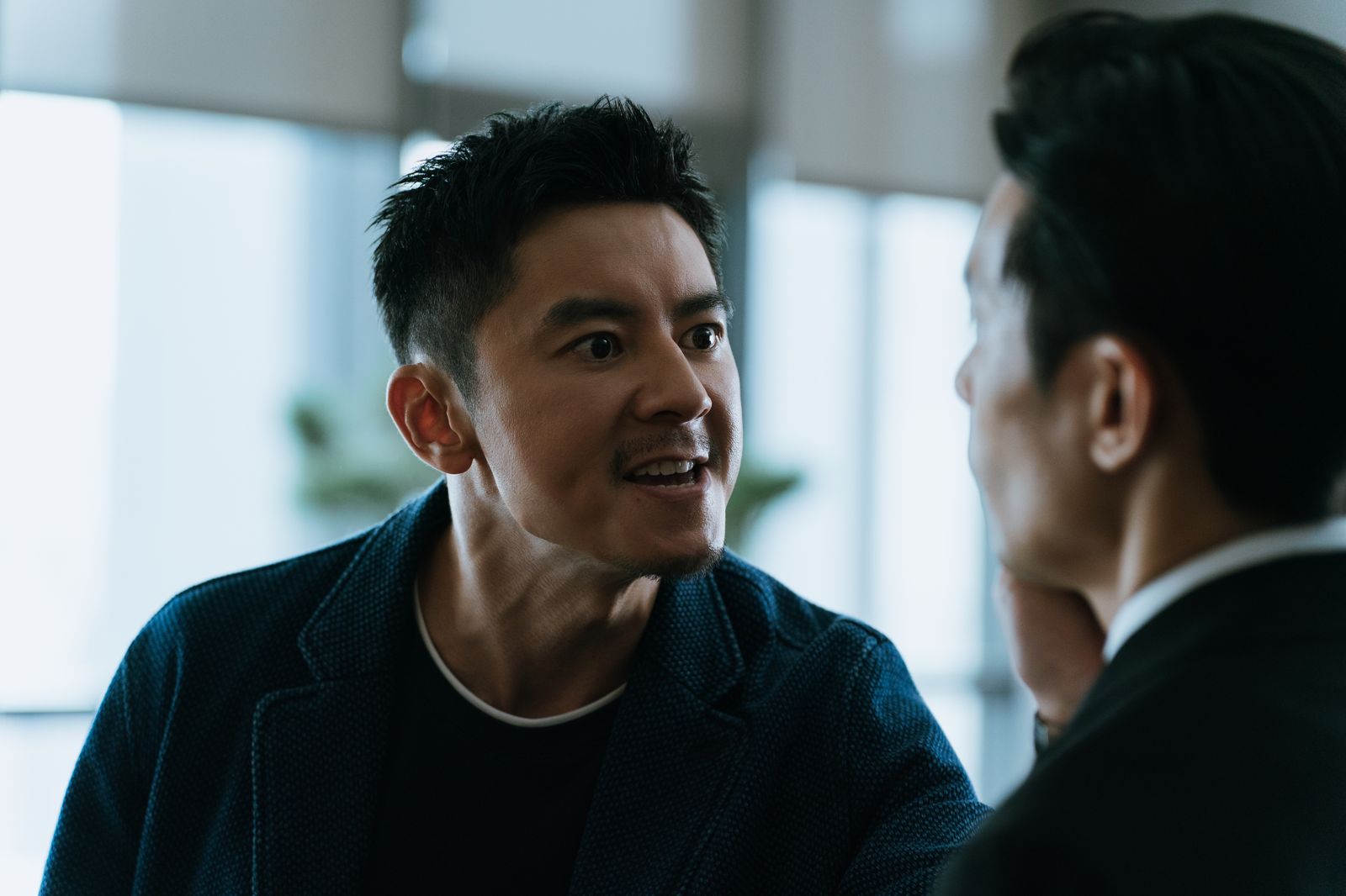 《成名在望》李國毅飾演刑警,有大量追逐、搏鬥等高強度動作戲。Hami Video提供