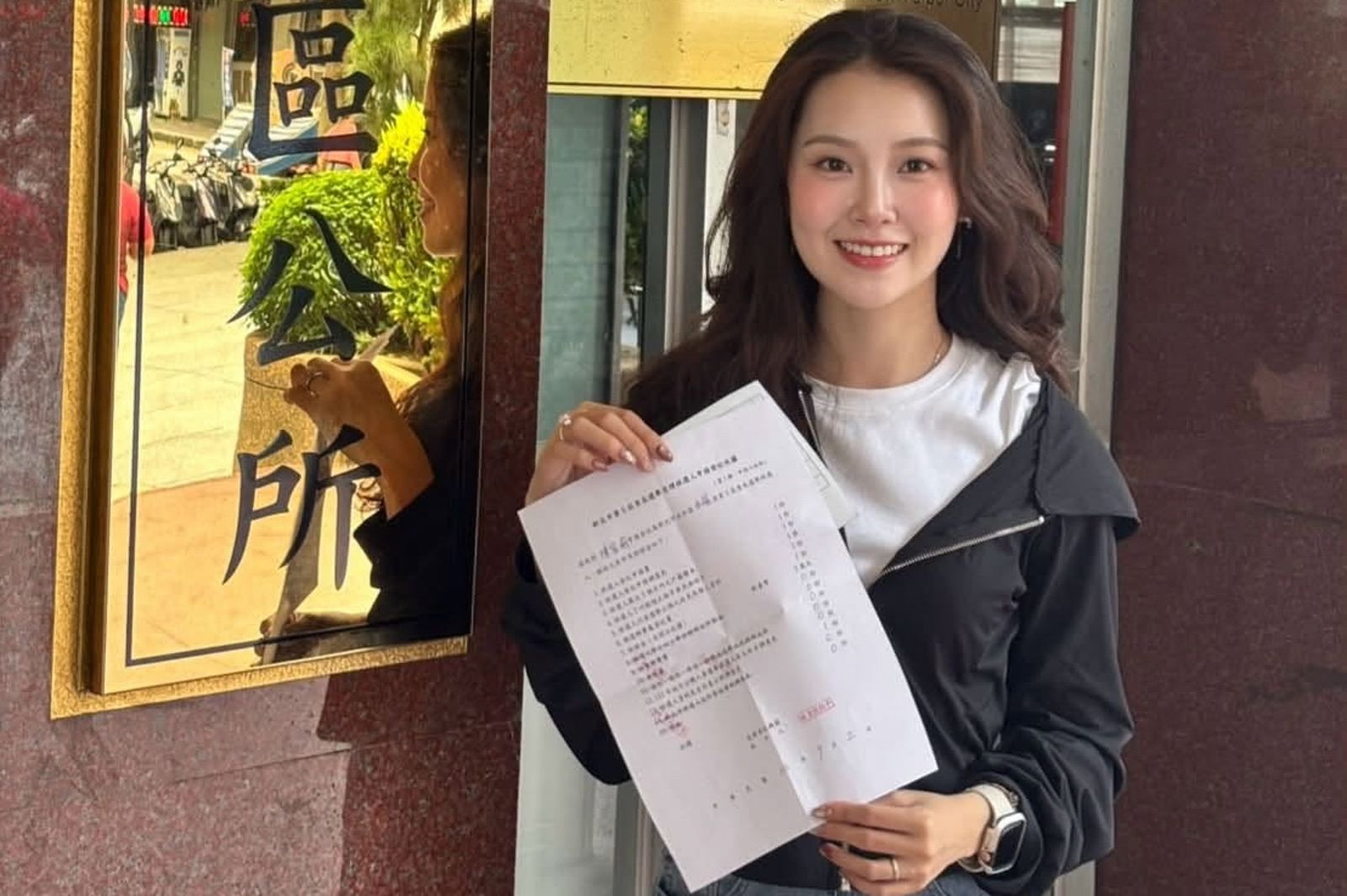 「最美里長」陳紫渝美到沒對手?拚連任「同額競選」勝券在握 撞臉天后再引暴動
