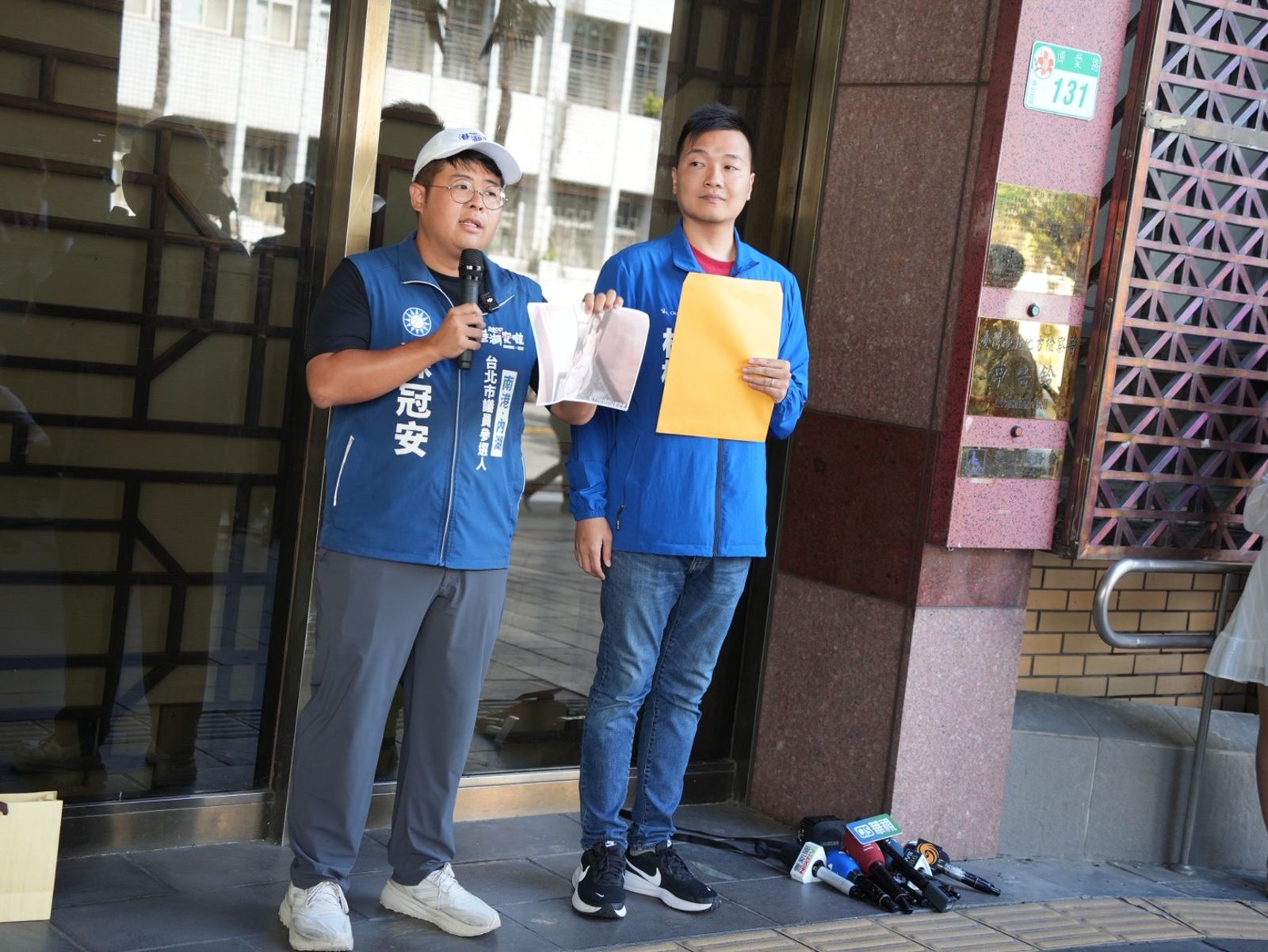 黃偉哲播蔣萬安深偽音檔惹議 楊植斗、陳冠安今赴北檢告發