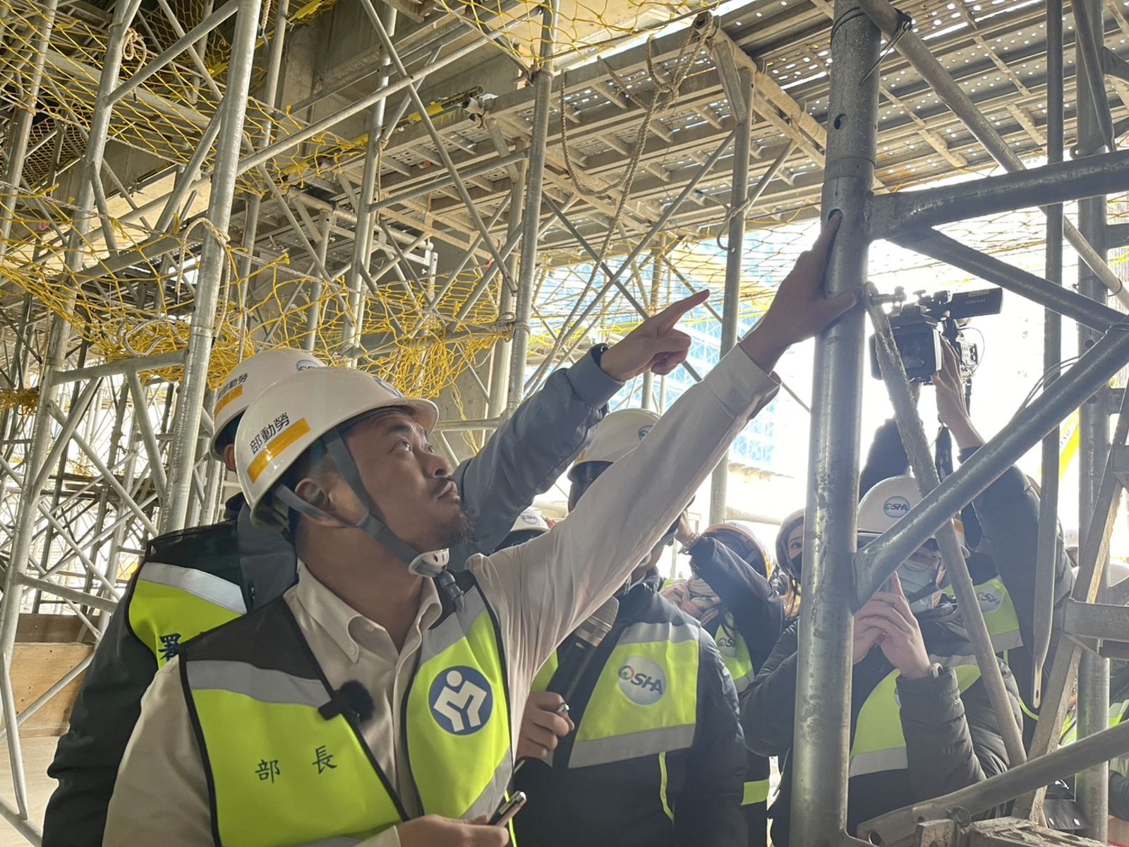 外勞政策錯位──台灣本勞與外勞必須脫鉤