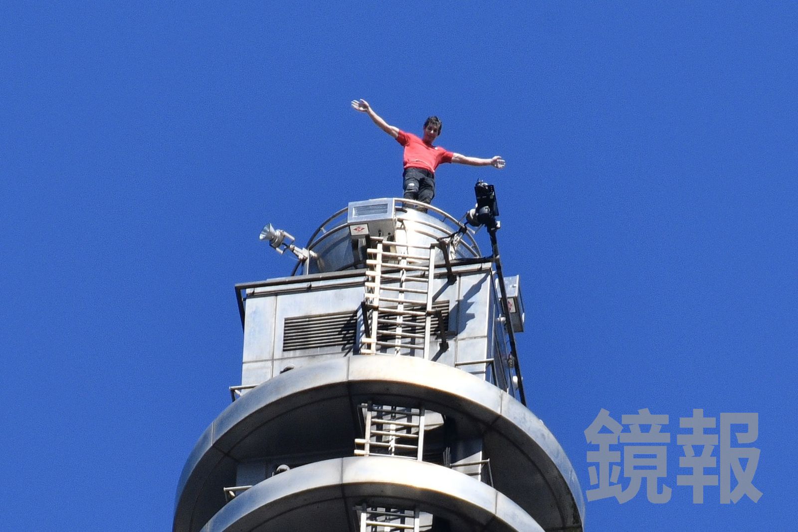 霍諾德徒手攀登台北101成功　賴清德道賀：讓世界看見台灣