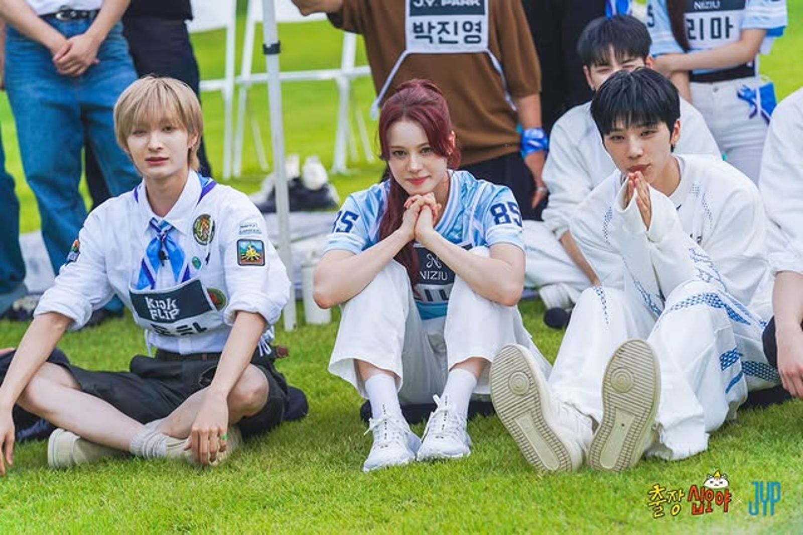 美日混血的NINA(中)五官精緻,日前才隨朴軫永號召JYP娛樂旗下共40名偶像,參與《出差15夜》的錄製。翻攝IG@15ya.baby