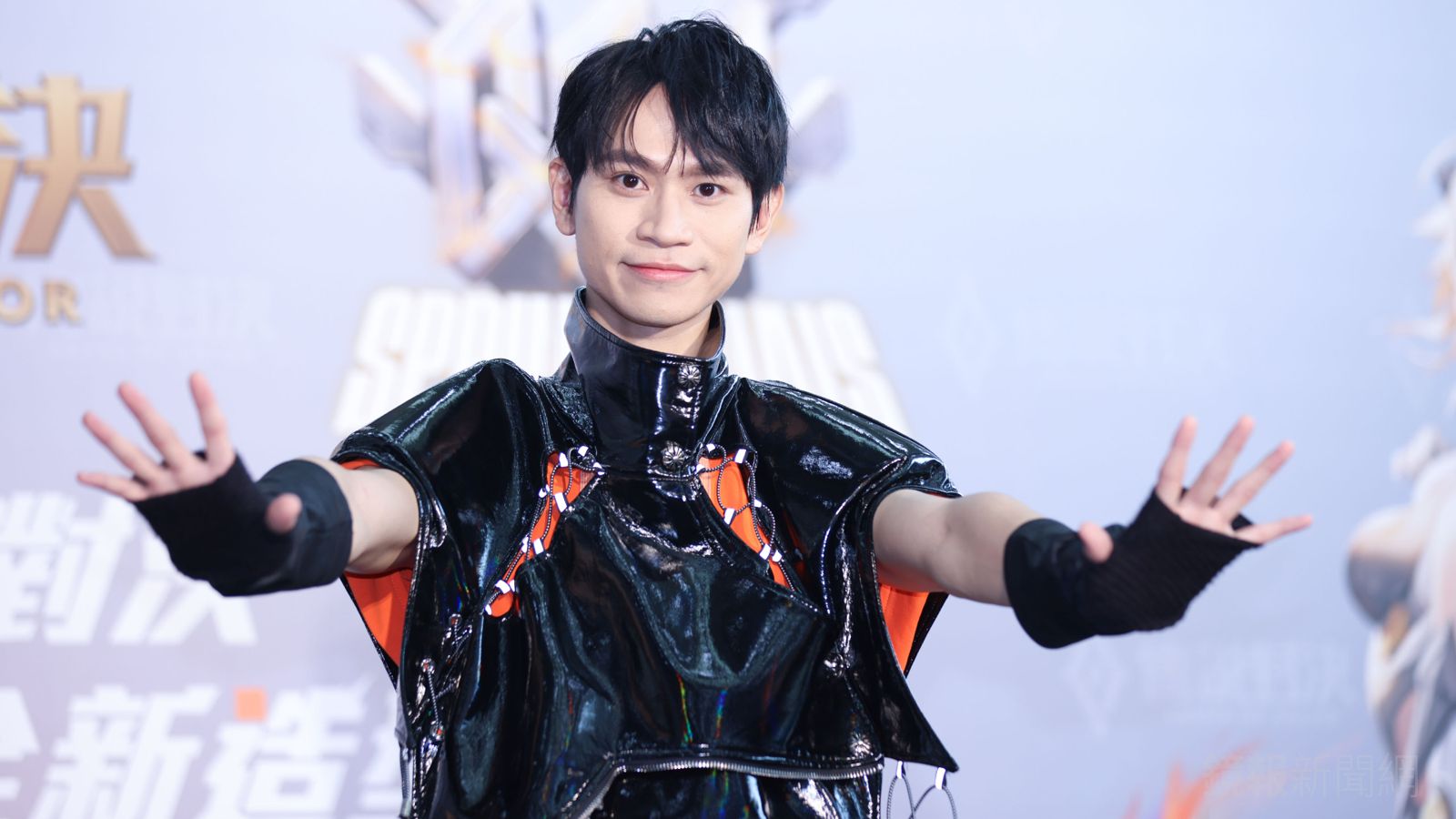 Andy老師爆有新歡！首露面曝「感情狀態」　揭進出豪宅內幕