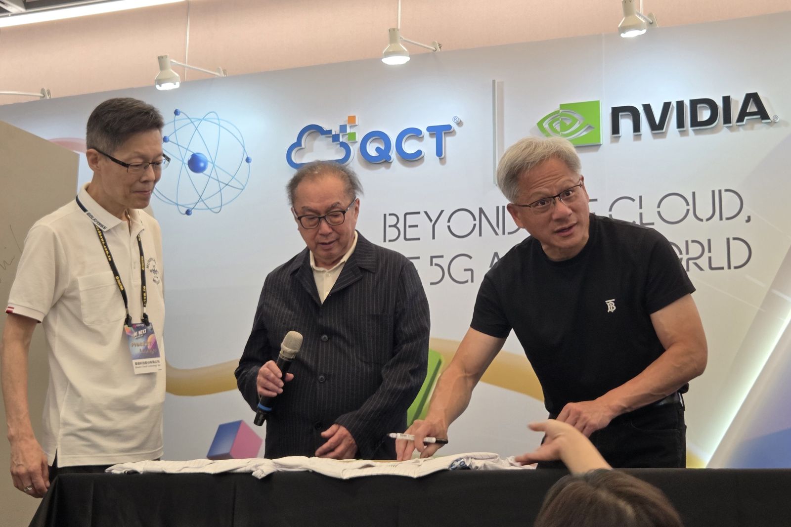 台股跌283點　分析師：輝達是100分學生考90分就不行