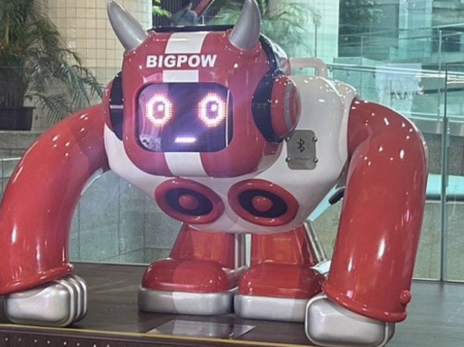 霸佔共享音響被搶歌　張姓遊民火大亮刀：別動我的機器人！