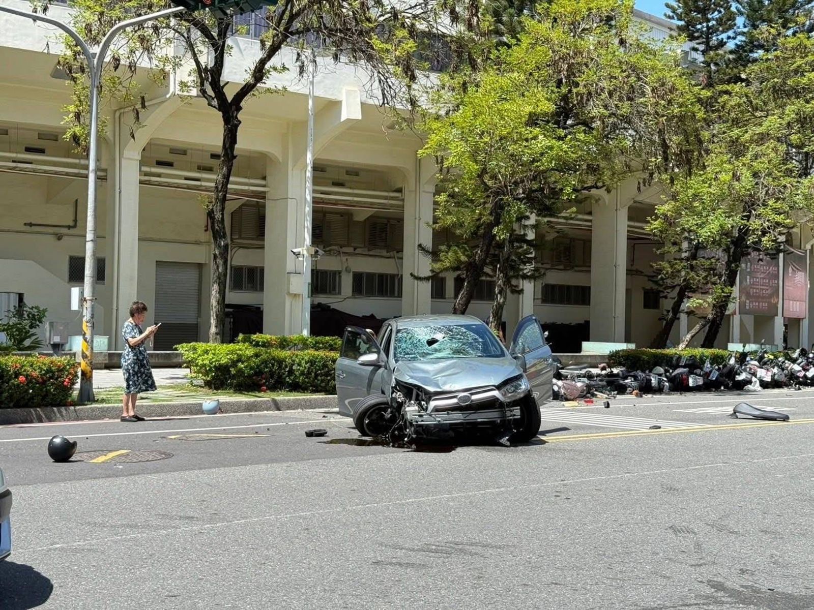 台南76歲婦稱「誤踩油門」撞死7旬翁　檢今相驗　