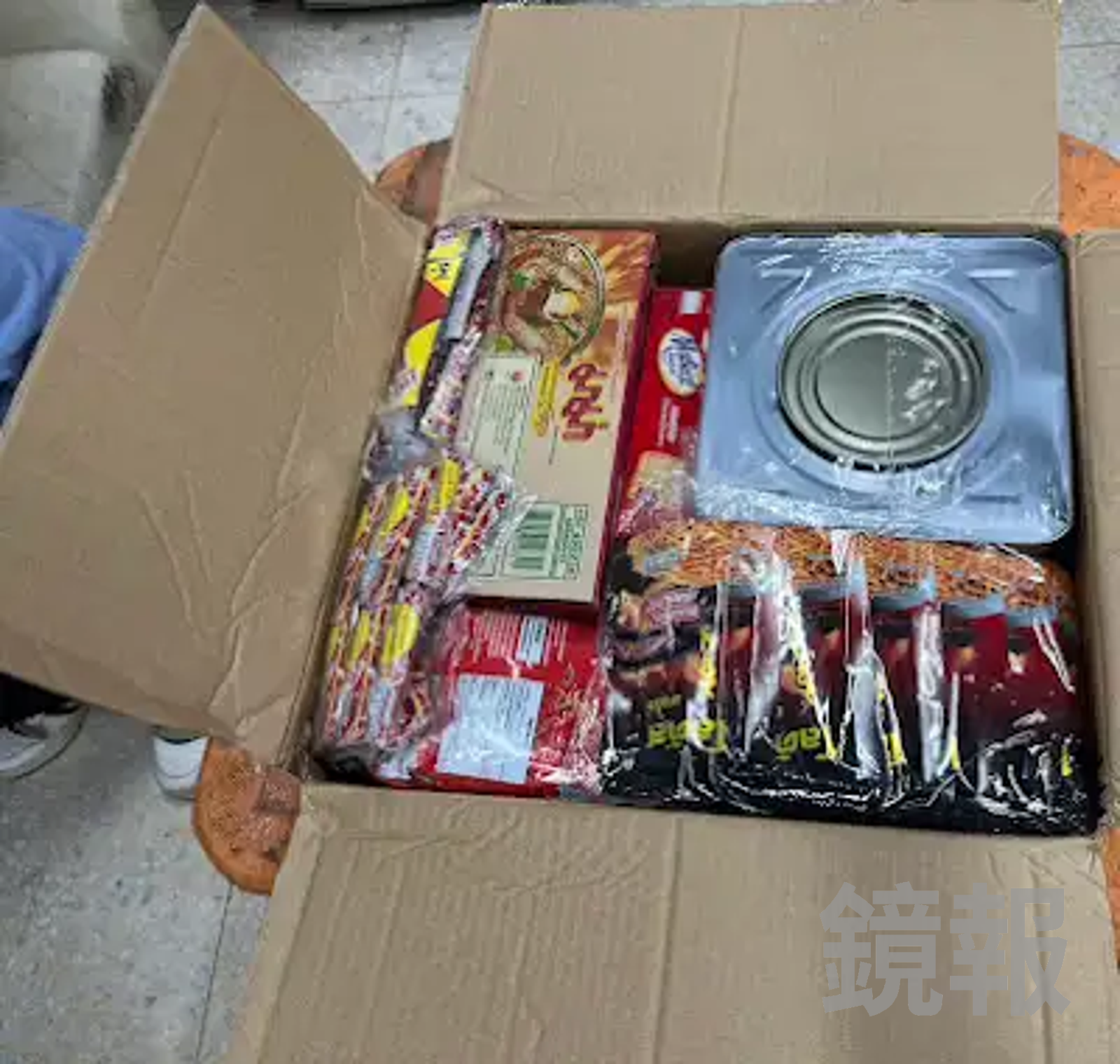 夾藏毒品的餅乾盒。