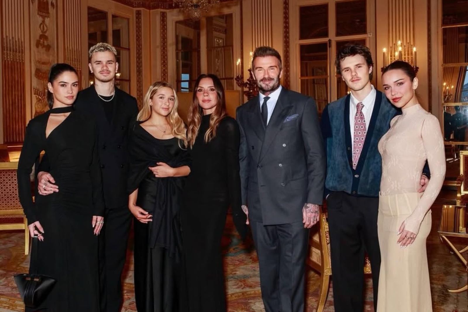 貝克漢家變風暴未平！女兒小七「發黑白照」標記3位哥哥　次子羅密歐轉發附上1符號