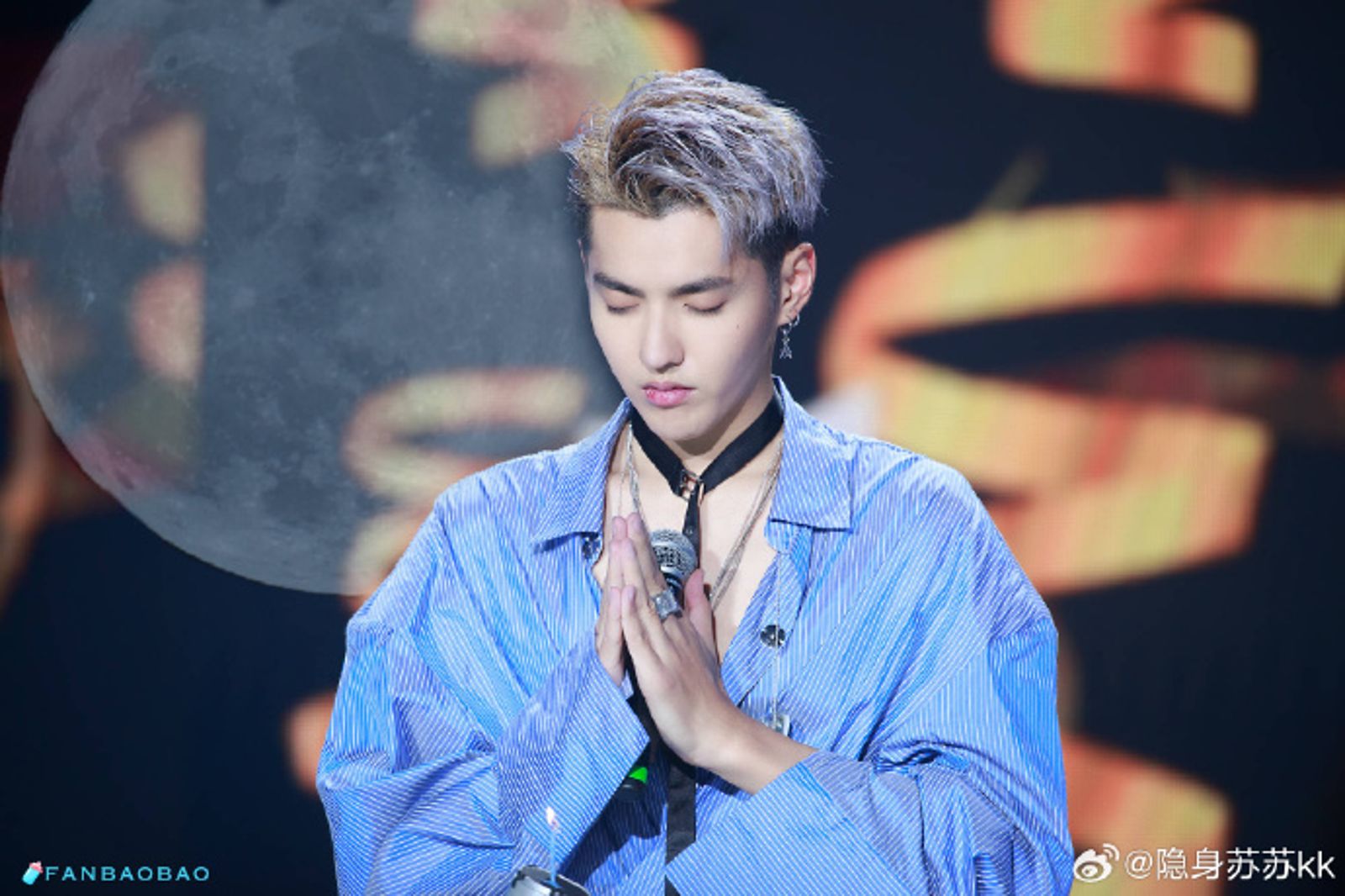 因強姦罪判刑13年！吳亦凡驚傳「長期絕食」獄中身亡　3天前粉絲不離不棄「買黑玫瑰慶生」