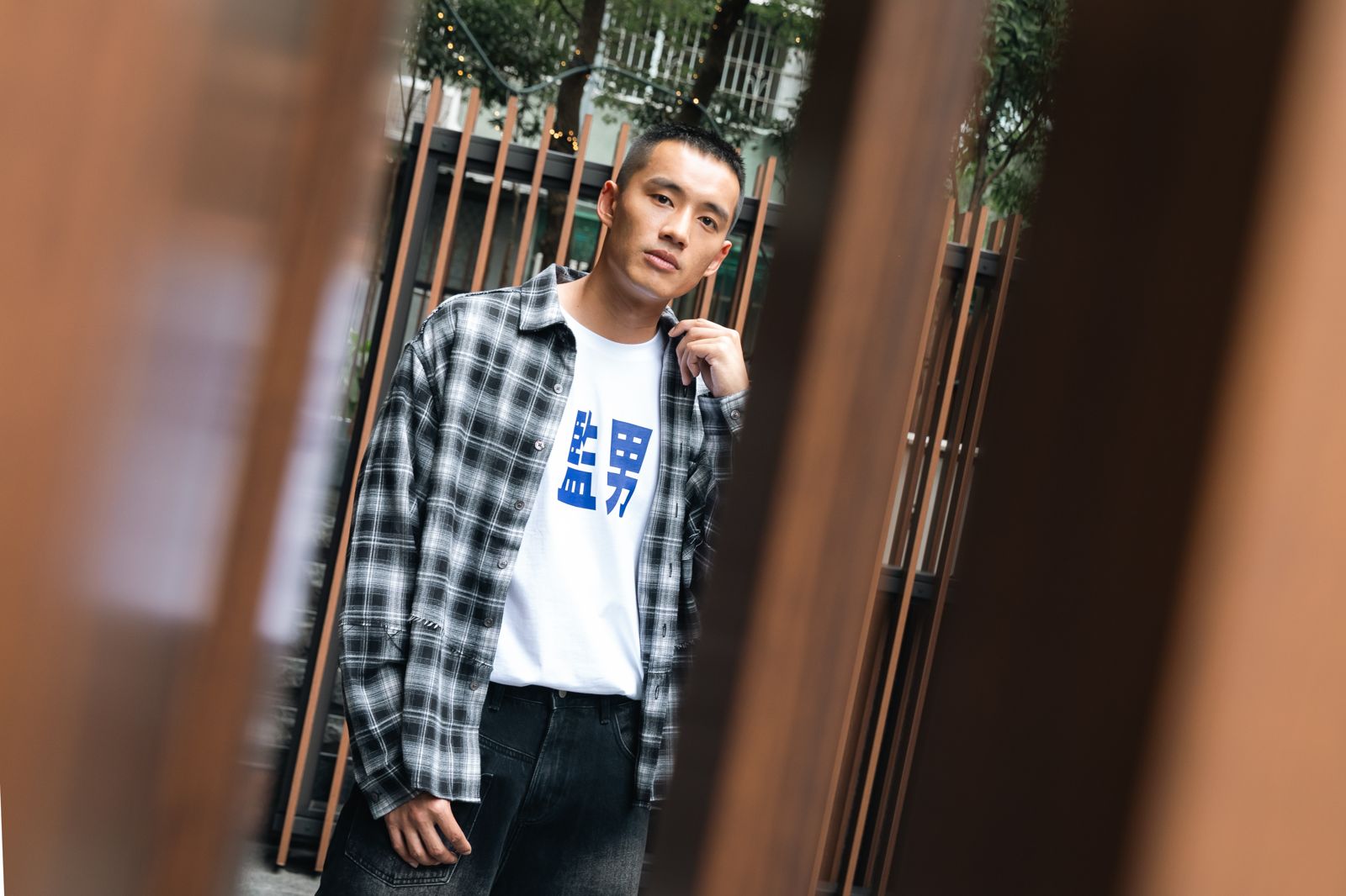 陳澤耀拍戲工作到處飛。愛奇藝國際版、壹壹影業提供