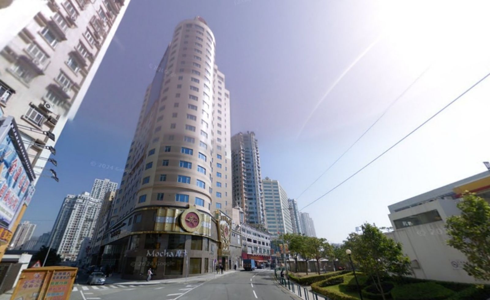 新濠博亞娛樂決定旗下駿龍娛樂場與摩卡皇都、摩卡廣發及摩卡駿龍3間角子機場將在年底前停運。圖/翻攝自Google Maps