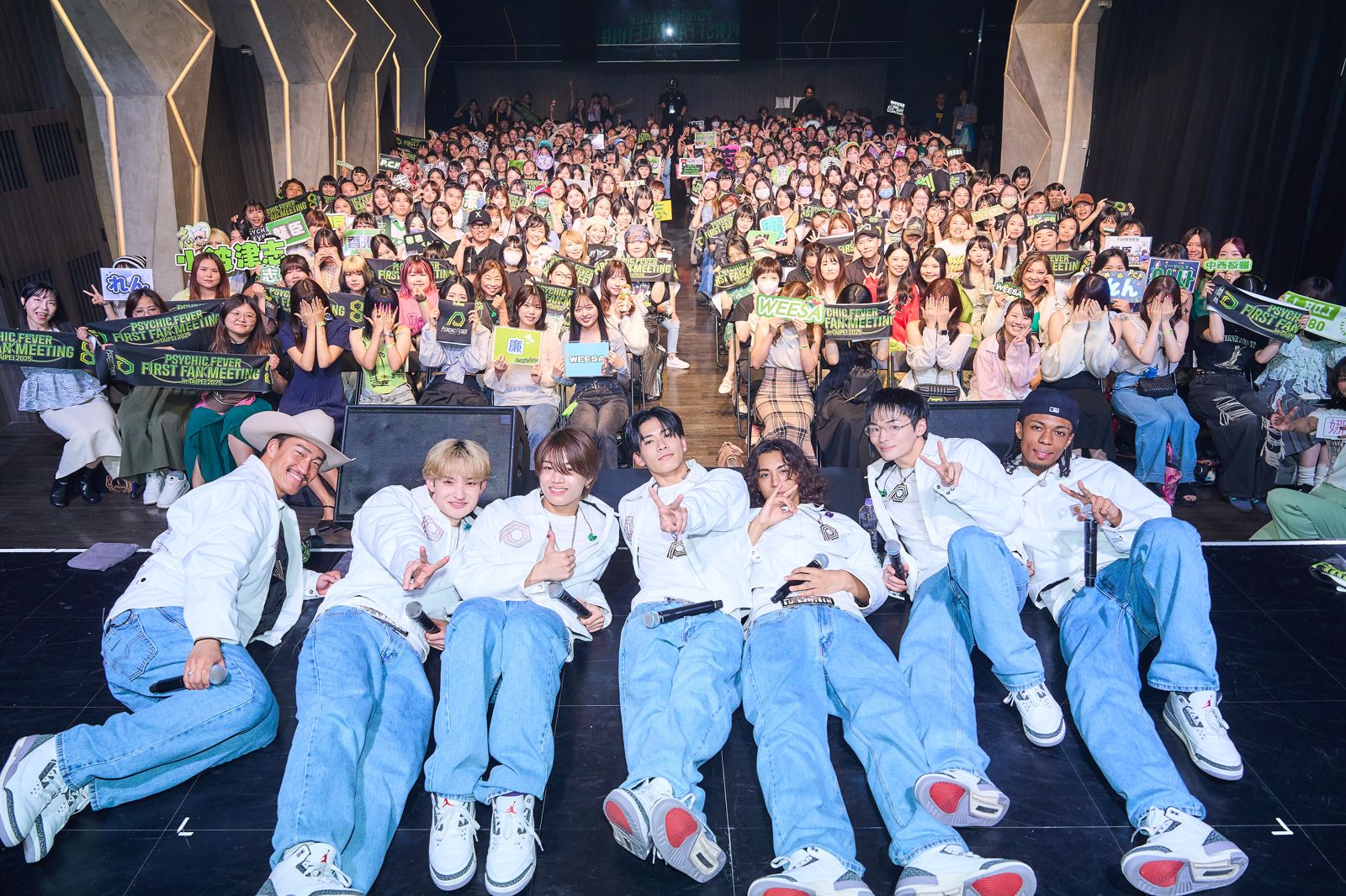 PSYCHIC FEVER揪粉絲逛西門紅樓　　Breaking版16蹲全場嗨炸