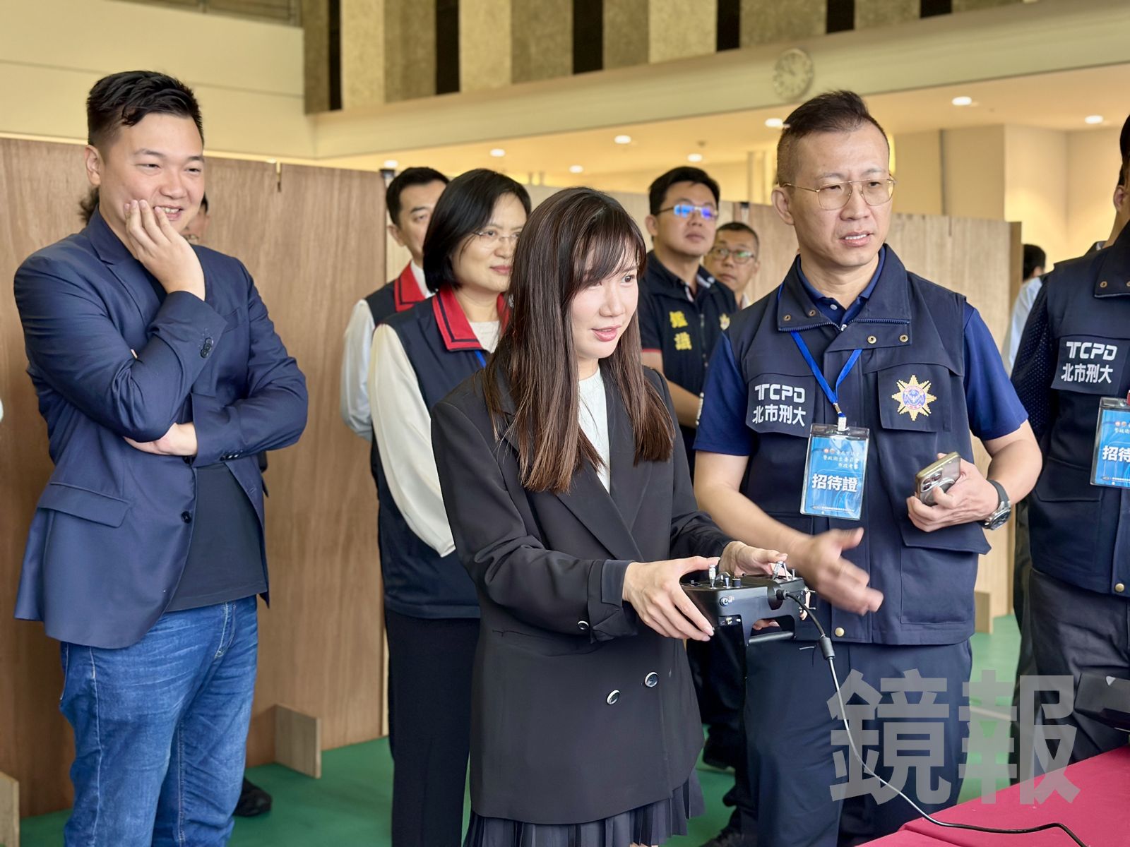 北市警導入AI打詐成果亮眼　議員參訪戰情中心見證「科技警政力」