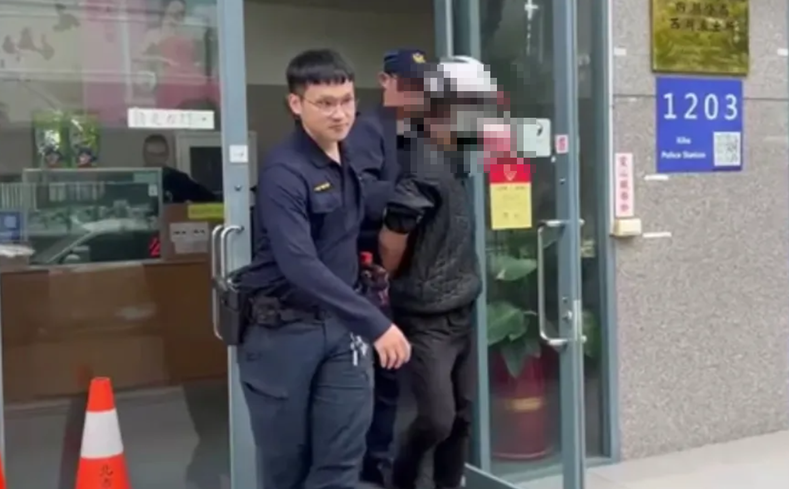 「沒錢匯給我？」內湖富少討錢不成當街刺死親姨　想用心理病減刑失敗