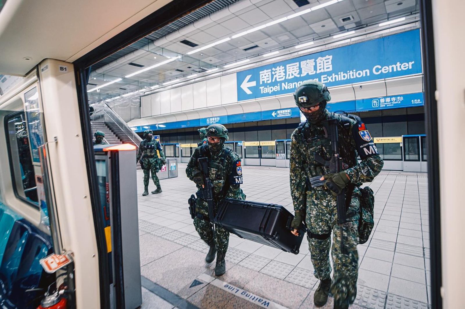鄭任汶專欄:在野黨不反共 全民防衛韌性就是緣木求魚