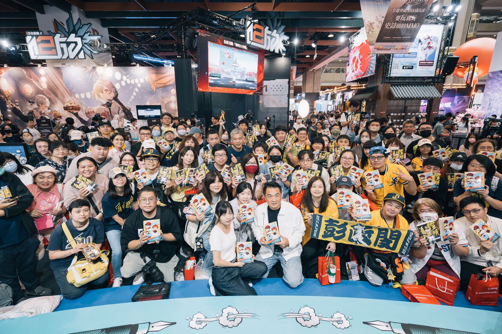 漫博會台漫館人氣買氣旺　彭政閔、楊白跨界對談成亮點