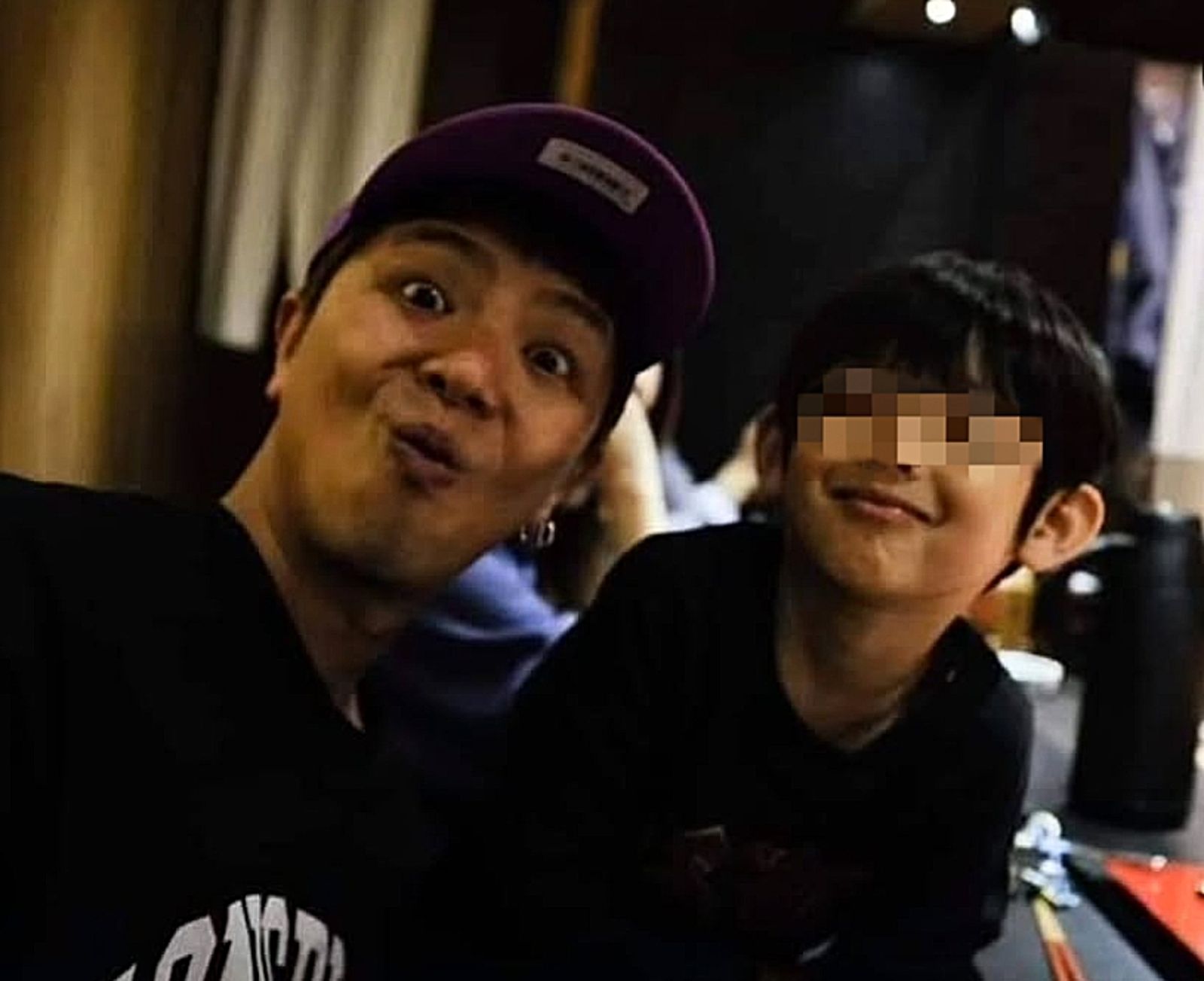 小鬼的親妹在社群分享哥哥生前照片，惹哭許多網友。翻攝teen520 IG