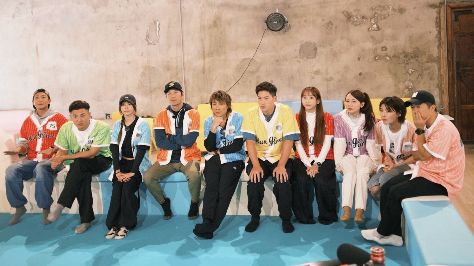 林莎錄影遭矇眼!「超強舌技」驚呆全場 王仁甫親解背後原因