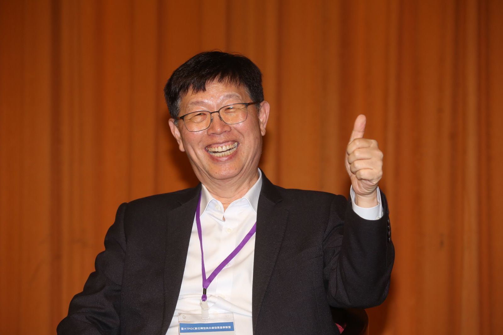 鴻海今年營收怎麼樣？董事長劉揚偉這樣說