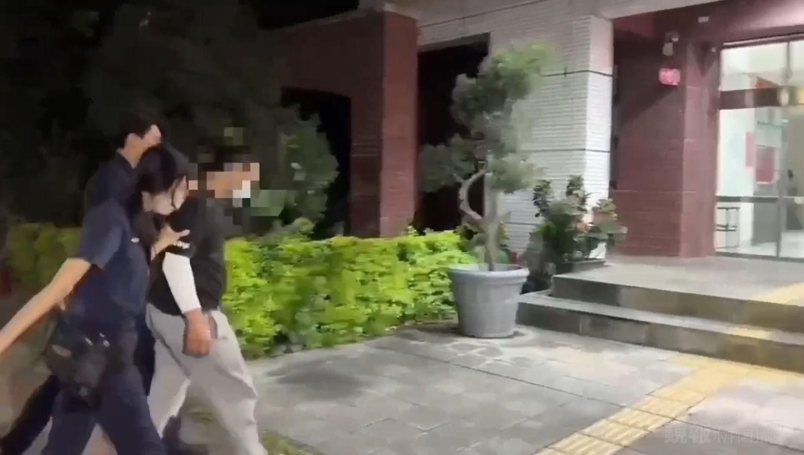 心酸片／大難臨頭各自飛　慣竊男車禍丟包通緝犯女友