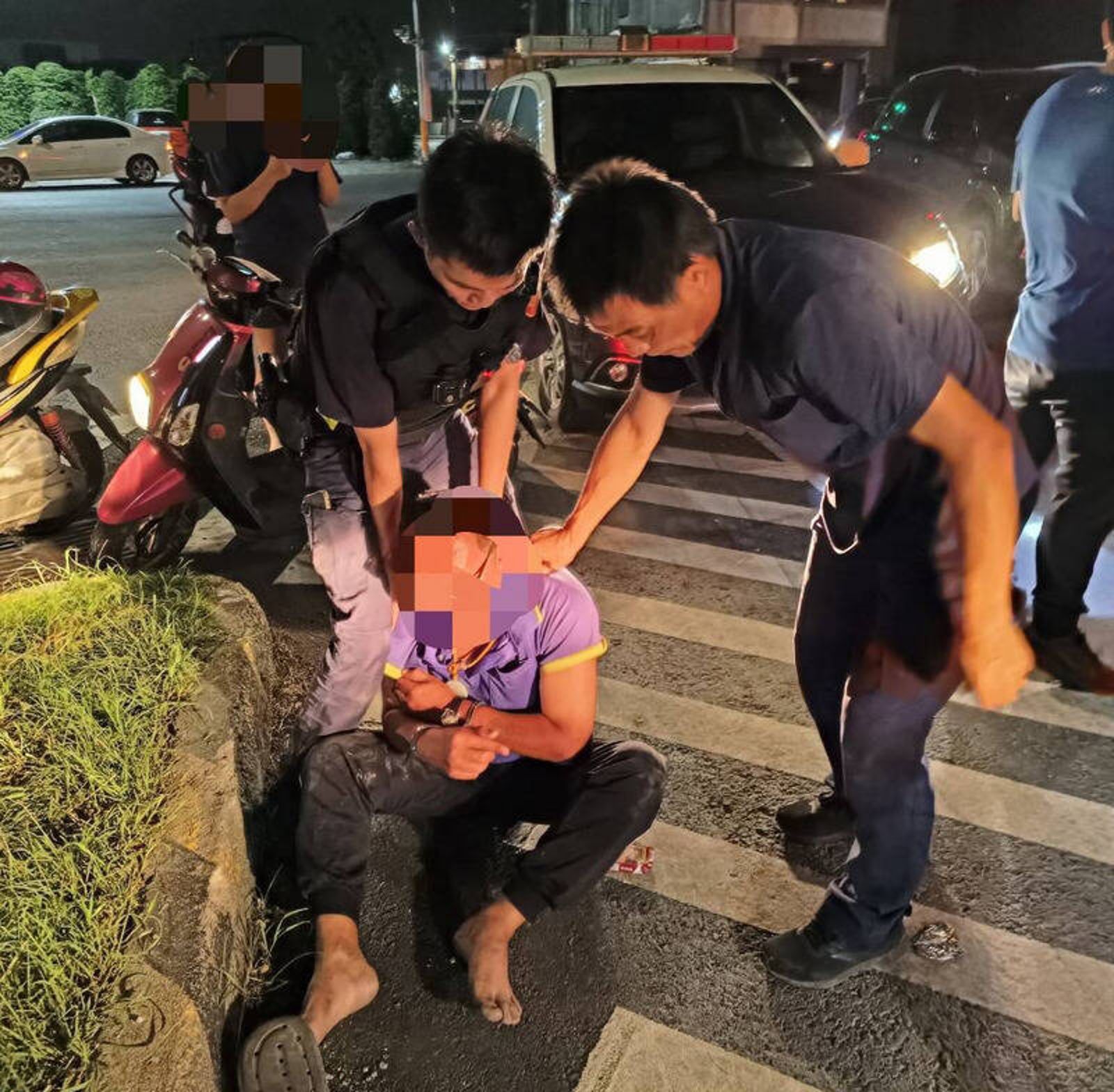 「希望爸爸判死刑!」彰化男當一對子女面狠砍前妻18刀 么兒淚訴陰影 國民法官判無期