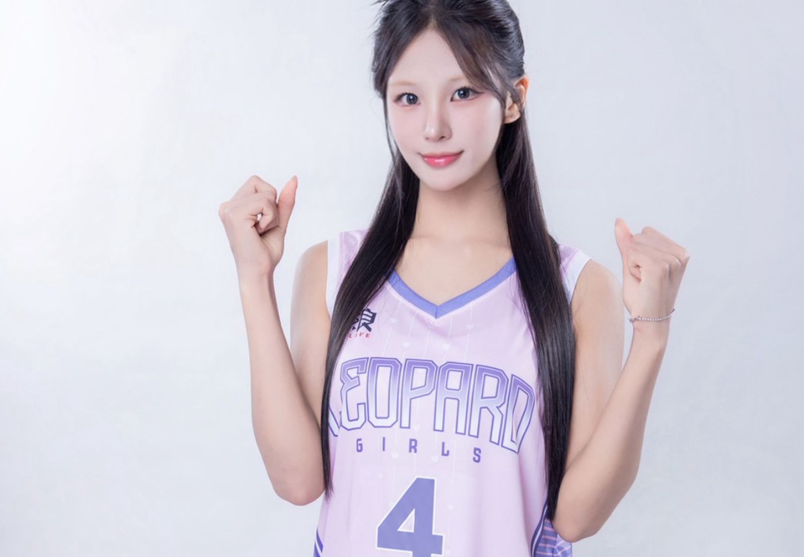 信妃壓軸加盟電豹女!外表高冷一上場「反差超大」 5韓援超強陣容曝光