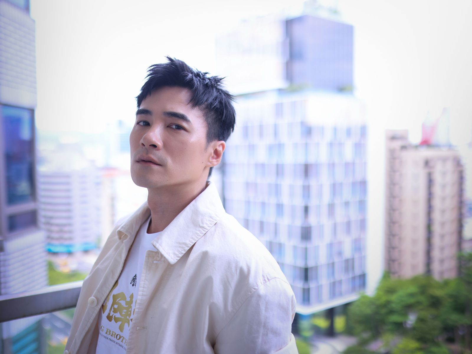 獨家／拍床戲只給1隻襪子！是元介操到哭  斷食體脂降到8%