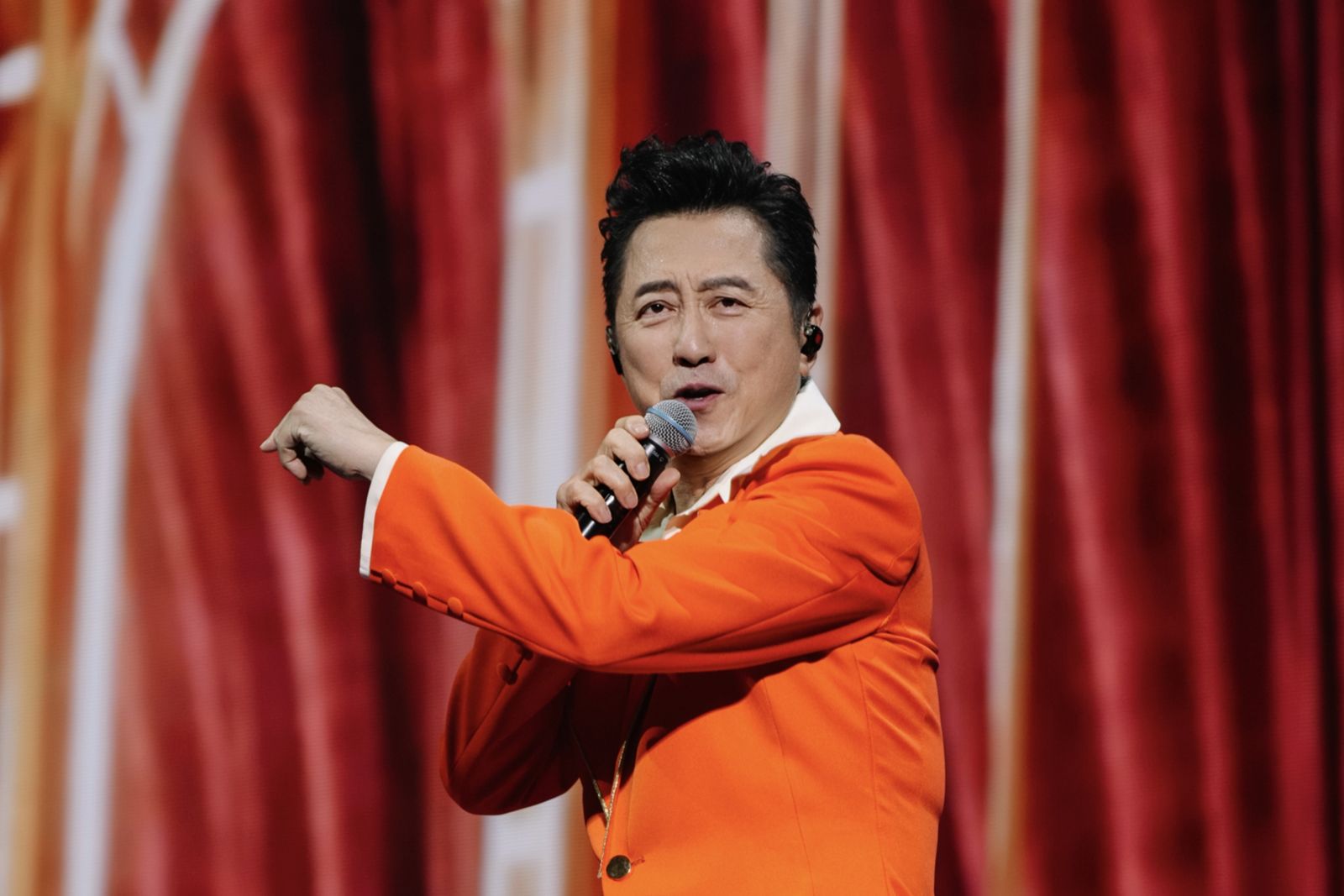 庾澄慶出道40年,24日在北京舉辦「整晚哈音樂」首場演出。圖/福茂唱片