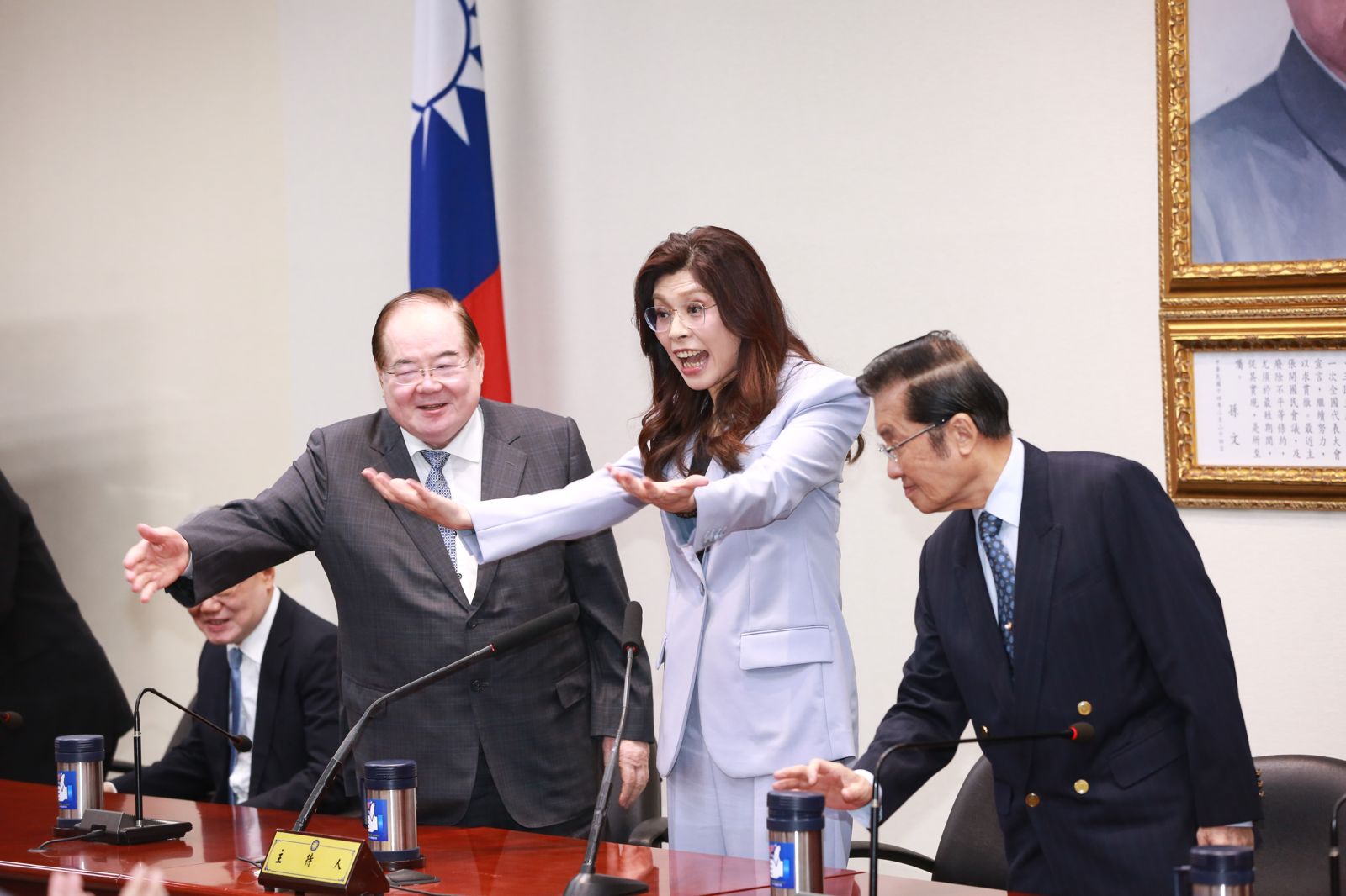 李志德專欄：台灣不需要再跟著鄭麗文鬼打牆