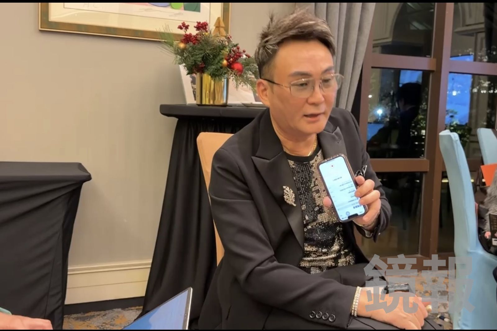 多了白髮、變瘦的洪毛,昨聊起媽媽時一度哽咽。林奕雯攝