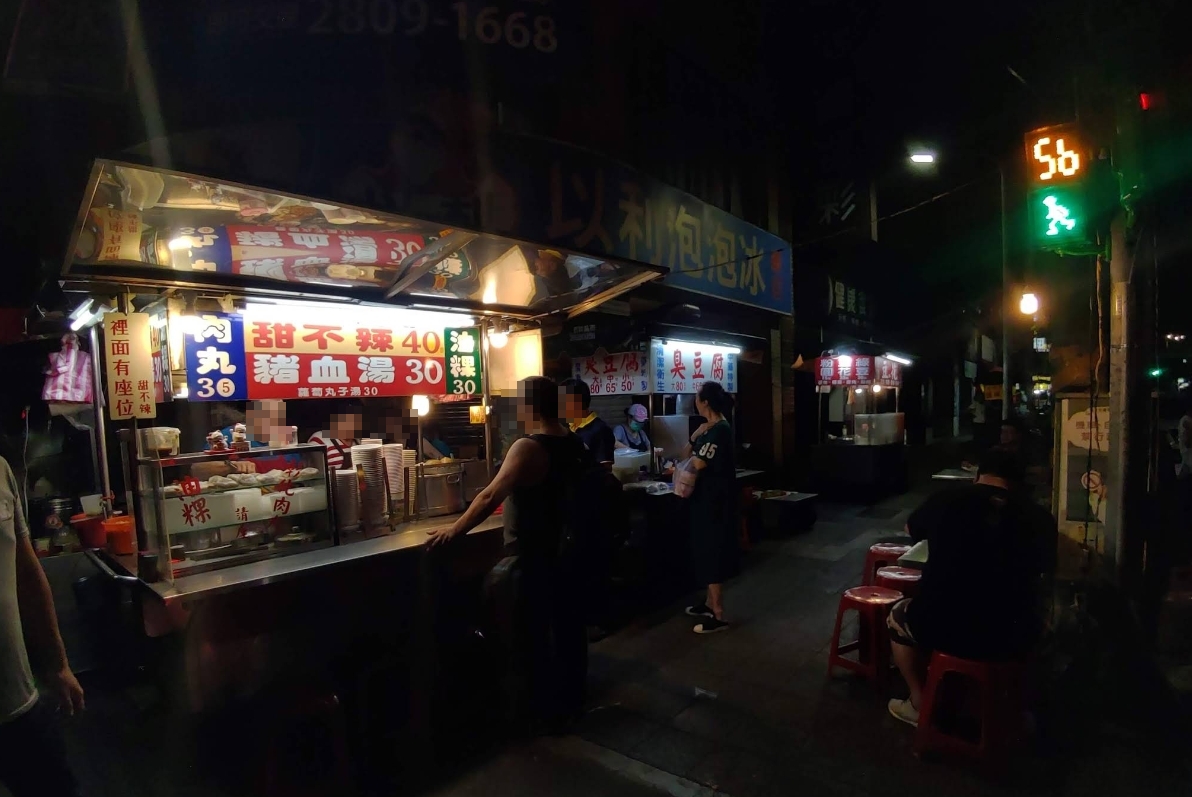 知名甜不辣店老闆驟逝!煙嗓吆喝聲成絕響「最後營業時間」曝光…江振誠不捨悼念