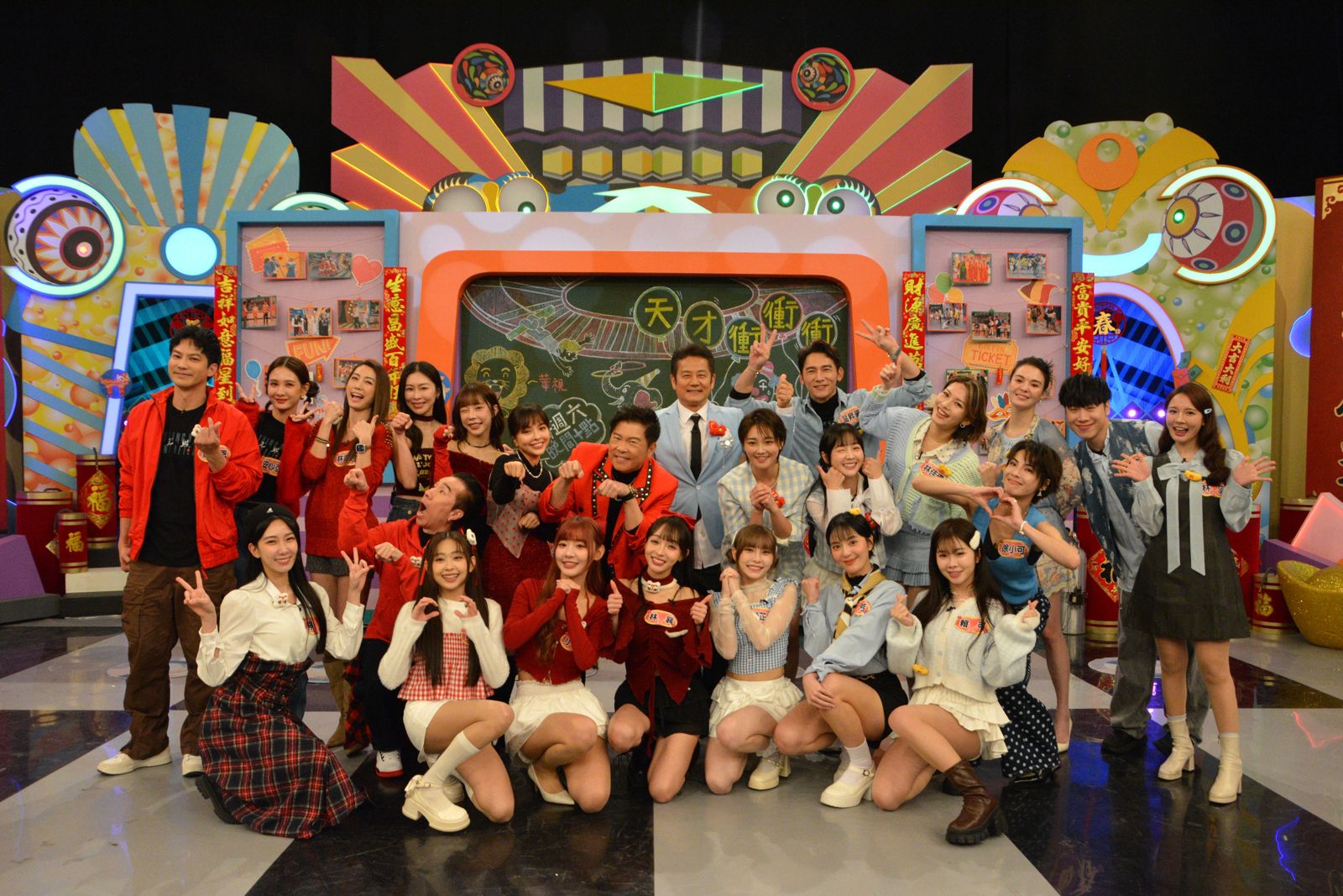 徐乃麟錄影暴走!怒摔手稿吼「不看了」 籃籃、巫苡萱遭酸慘變箭靶