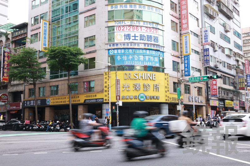 光澤醫美偷拍案起訴！兩高階主管求重刑16年　8分店受害者逾300人　天后名醫王朝輝潛逃遭通緝
