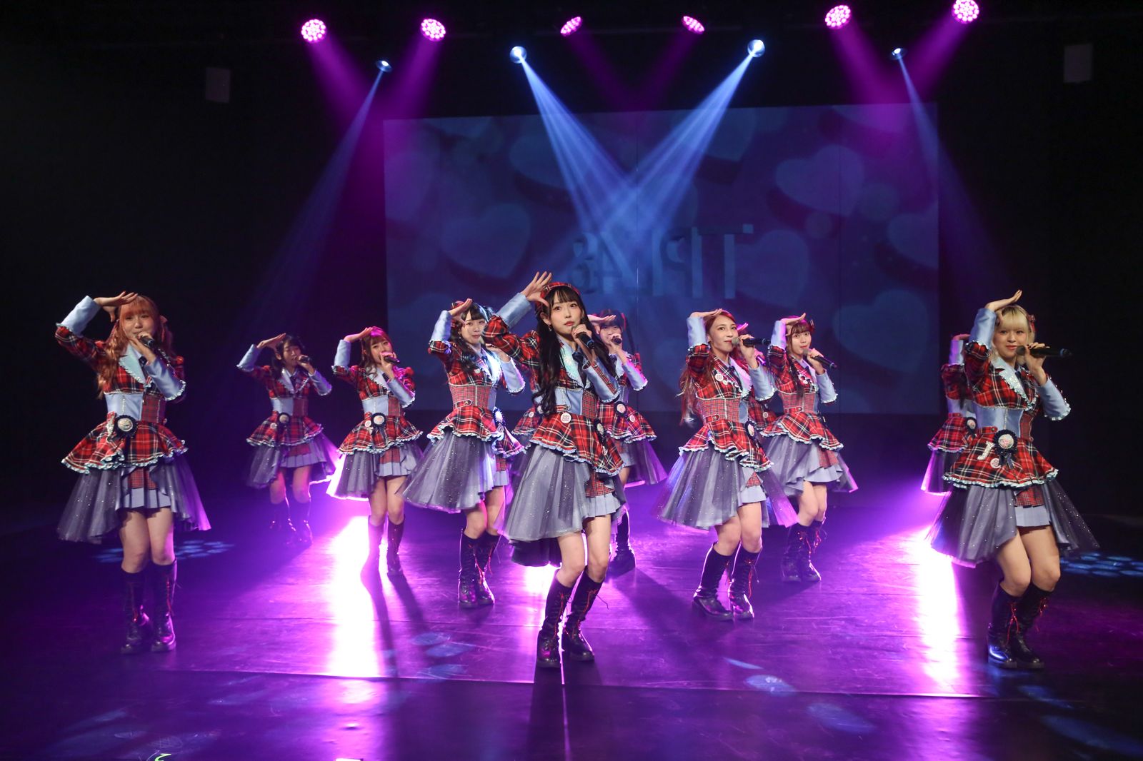 伊品（中）之前壓力大到體重下降。董孟航攝