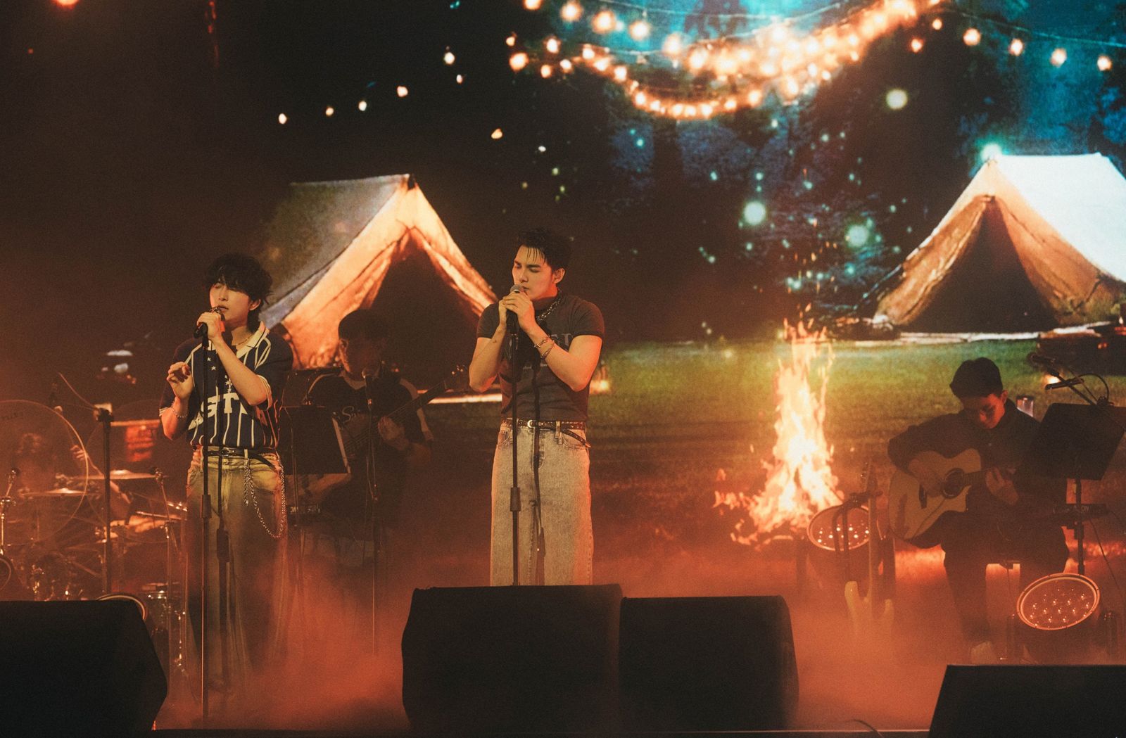 邱鋒澤與黃偉晉日前攜手開唱。原音娛樂提供