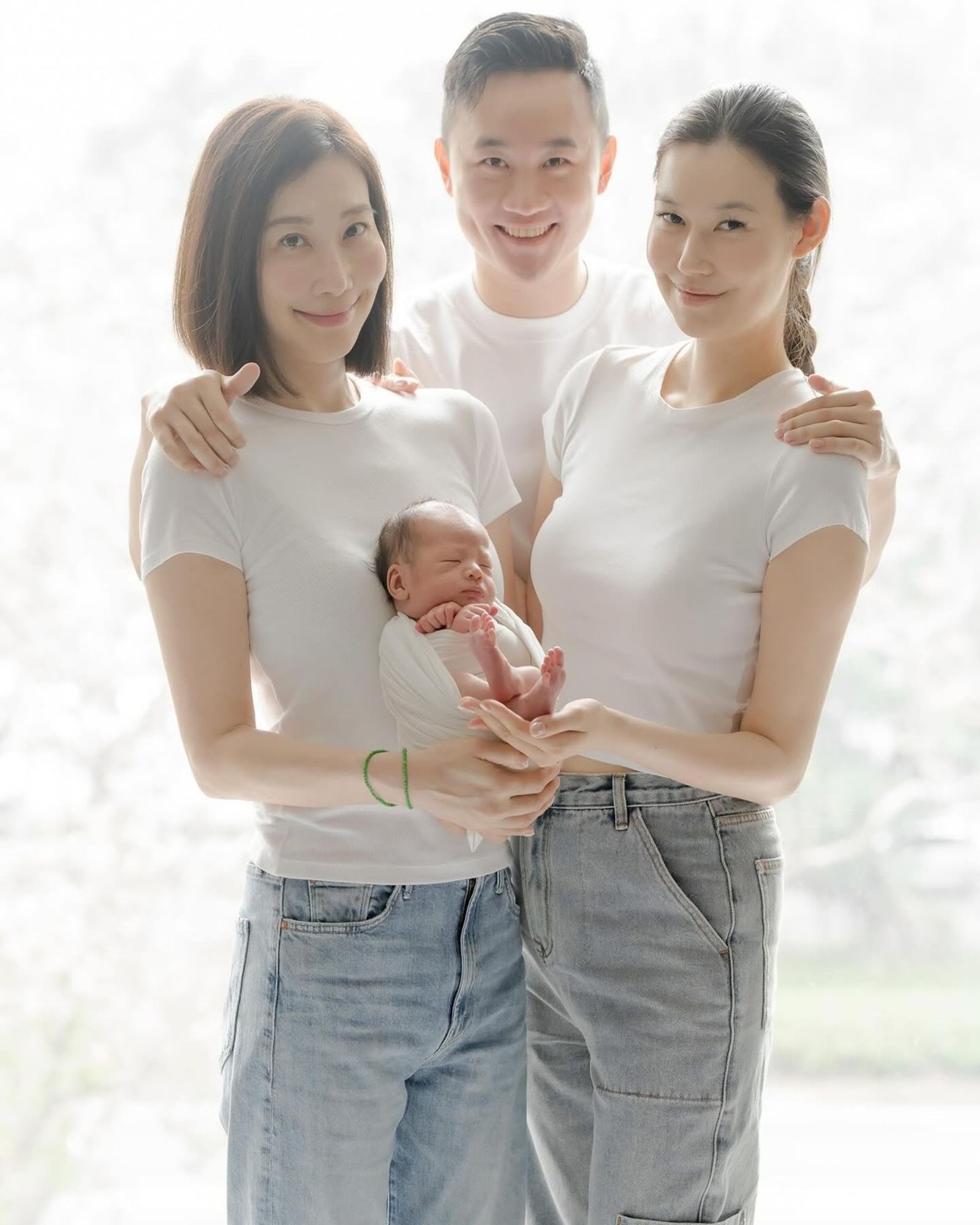 錢德月與女兒一家三口合影。翻攝錢德月IG