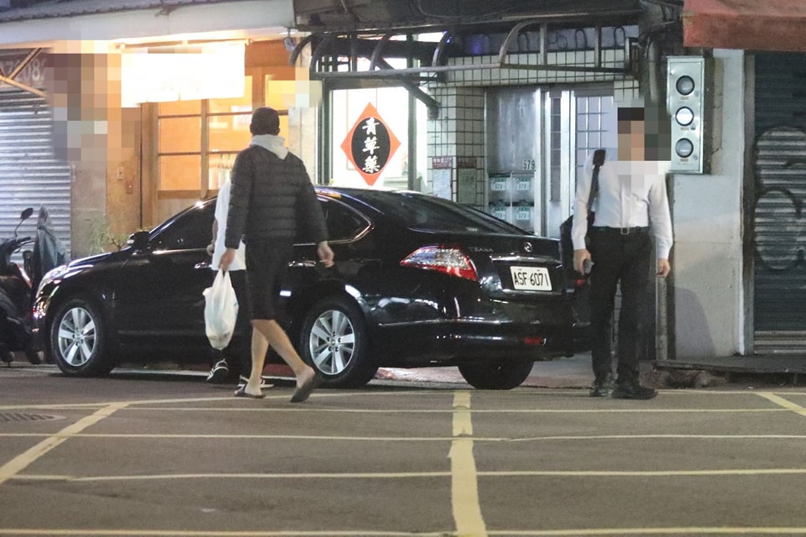 史哲遭爆擔任文化部長時趁上班時間去推拿診所。（圖／翻攝侯漢廷臉書）