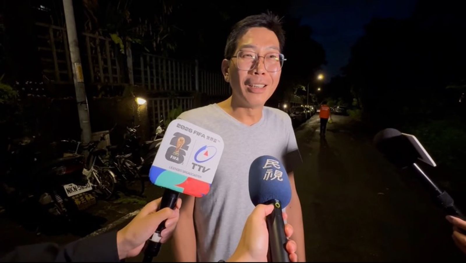 新店山崩5車掉下去!苦主眼看愛車墜崖...豁達「改變不了事實就上樓了」