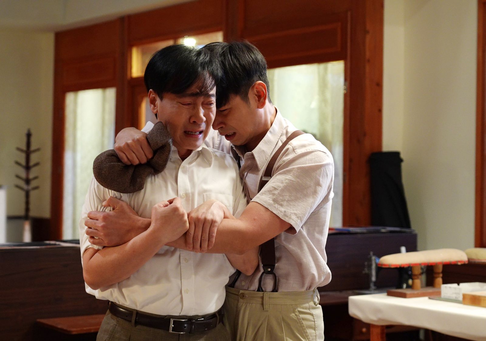 尹昭德跪地相擁催淚變BL　楊子儀：曉蘭才是幌子