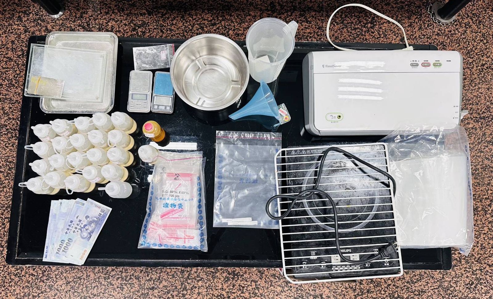 酒店經紀持喪屍煙彈遭逮流出！警半年追查破「四層販毒鏈」