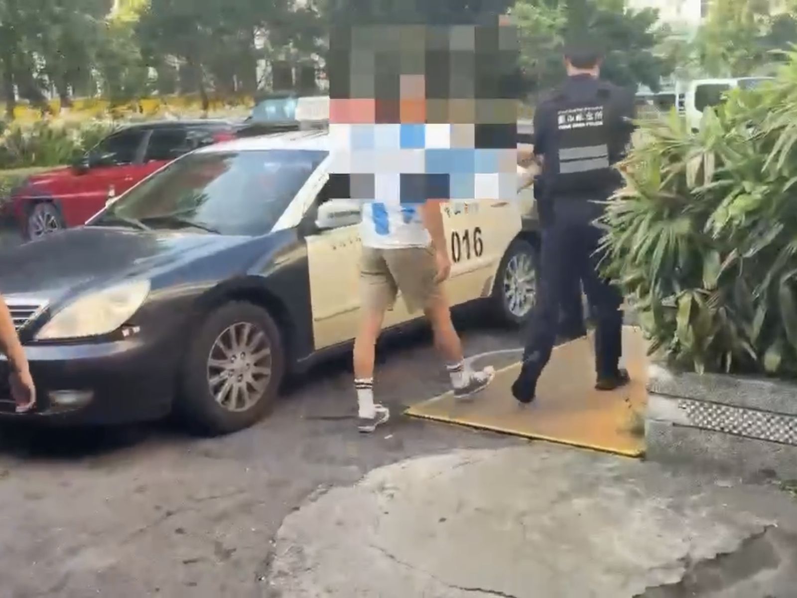0比1落後神逆轉!阿根廷球迷花博狂放煙霧棒 警方開罰送辦