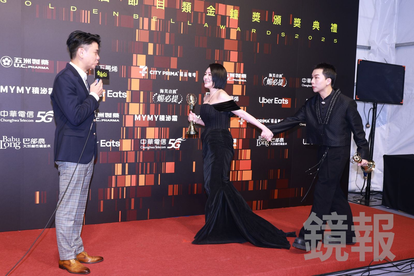 《小姐不熙娣》小S、派翠克獲得綜藝節目主持人獎。攝影組