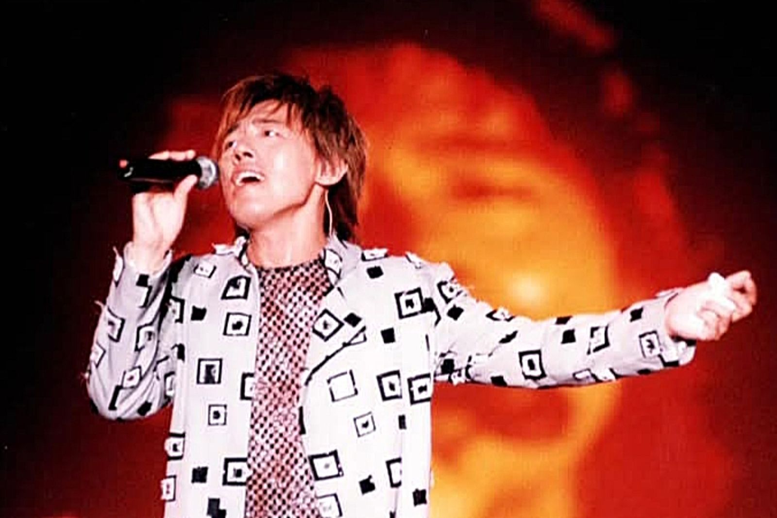 屠穎突傳辭世震撼演藝圈!張宇悲慟道別「您是我強大且依賴的老師」