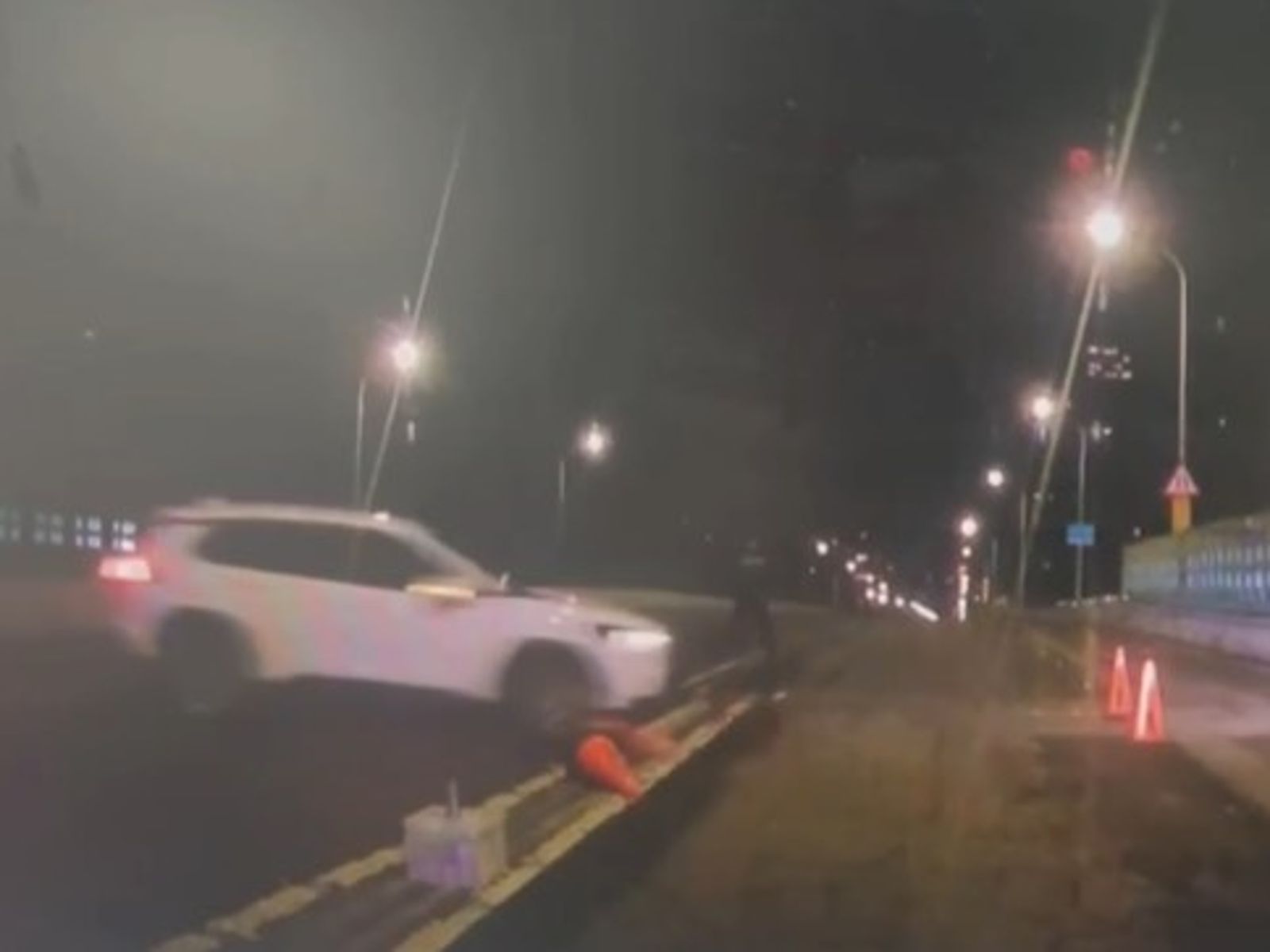 正要進勒戒所卻拒捕亡命　北市通緝男遭12槍斃命　母見遺體哀痛又無奈