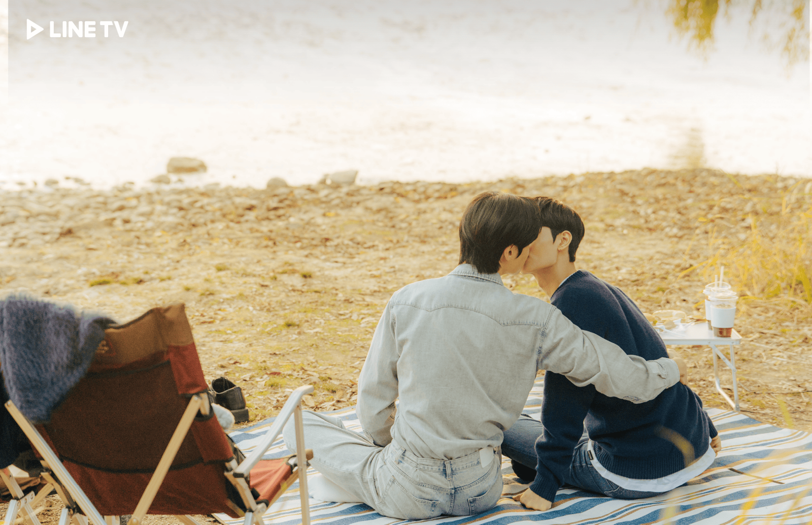 BL韓劇《乙方戀愛指南》黃昏吻甜到蛀牙 CP親吐吻戲內幕