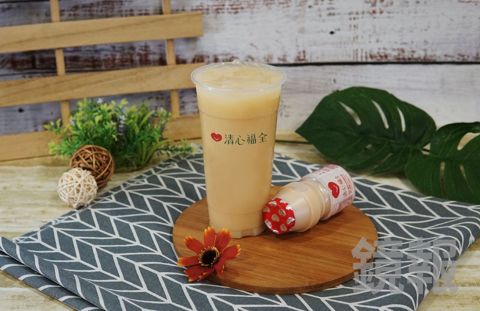 「優多綠茶」有乳酸飲料本身的酸甜，是想戒糖的入門好選擇。（清心福全供圖）