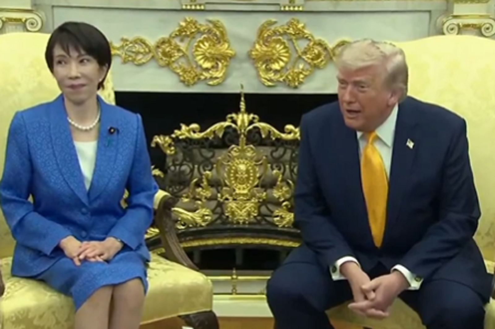 日本記者「白目」提問　川普回珍珠港！高市早苗眼神瞪過去、身體X型