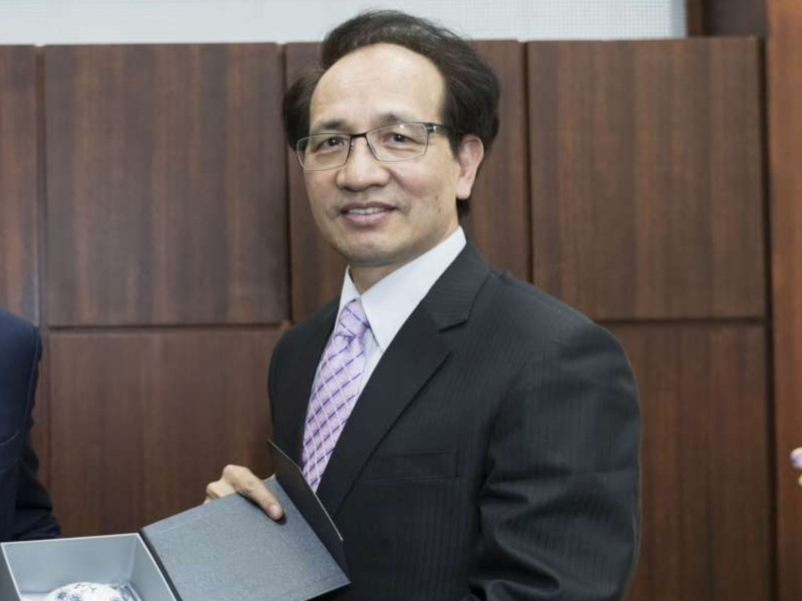 快訊/高雄高分檢檢察長朱家崎突傳不適 緊急送進ICU觀察