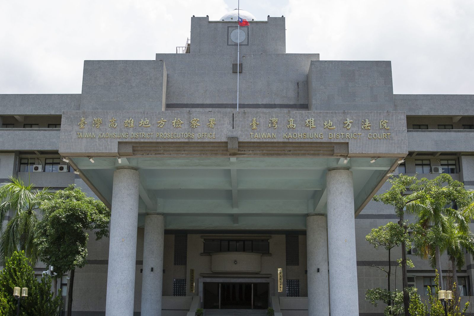 阿北公園看A片遭路人報警移送法辦 因配戴這東西逃過一劫